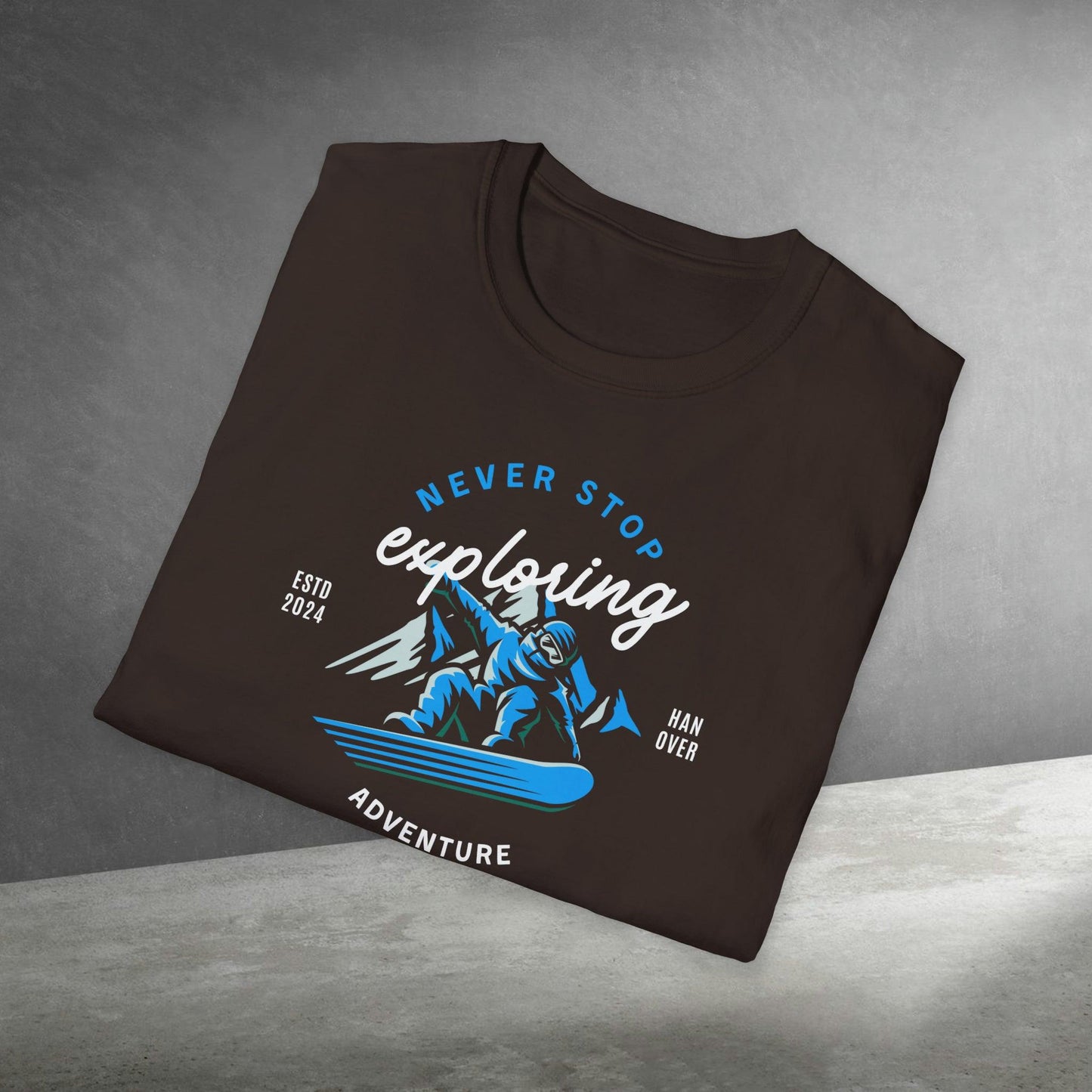 Mountain Snowboarding, "Exploring", Unisex Softstyle T-Shirt - PrintHub Horizon