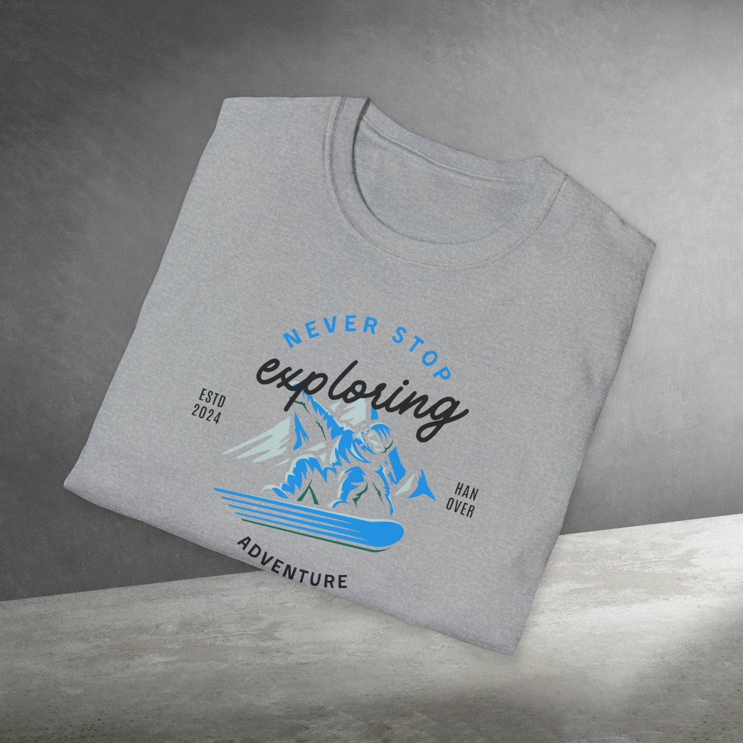 Mountain Snowboarding, "Exploring", Unisex Softstyle T-Shirt - PrintHub Horizon