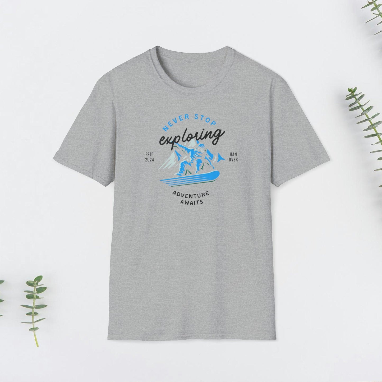 Mountain Snowboarding, "Exploring", Unisex Softstyle T-Shirt - PrintHub Horizon