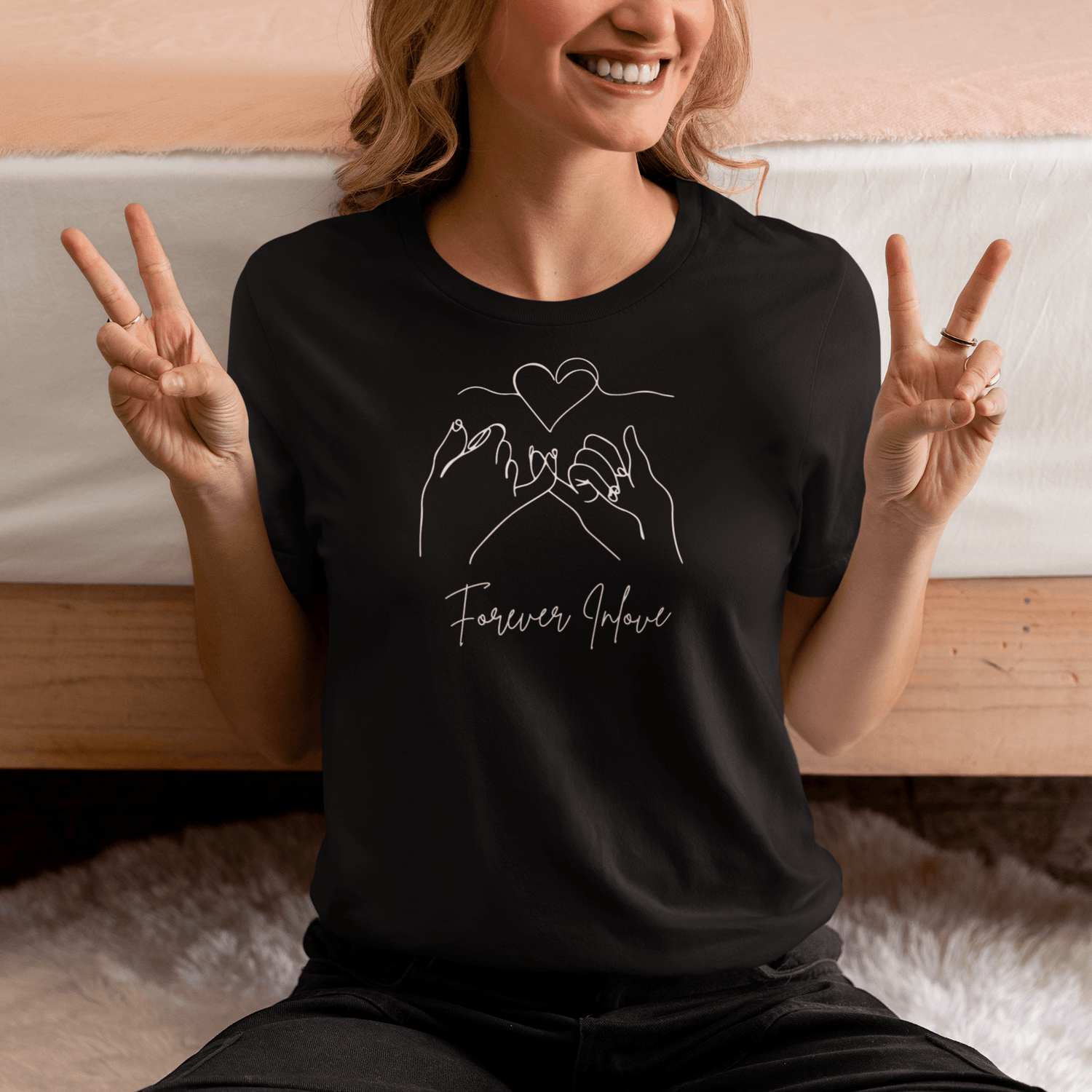 Forever in Love Design Valentine Unisex Softstyle T-Shirt - PrintHub Horizon