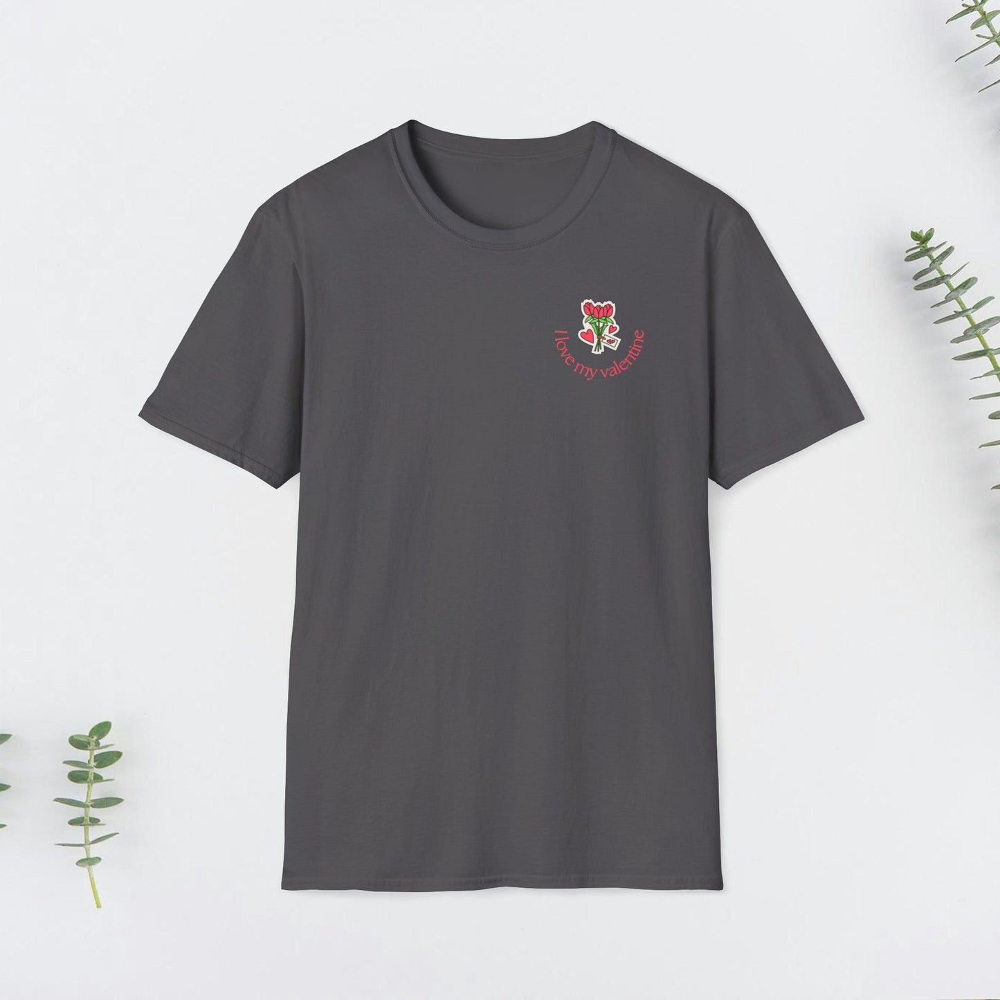 Unisex T-Shirt 'I Love My Valentine Flowers Design' ❤️ – Valentinstag Geschenkidee, Softstyle, Komfortabel - T-Shirt | Jetzt bestellen bei PrintHub Horizon